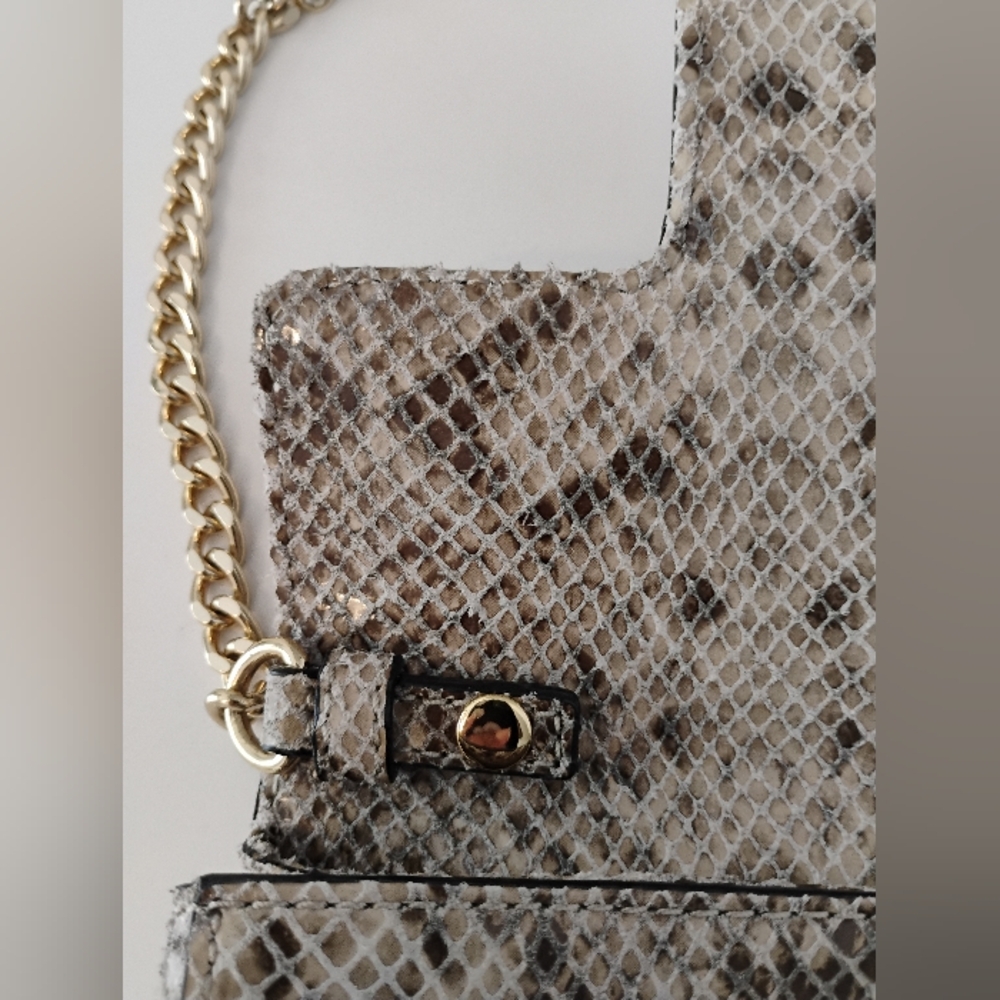 Michael Kors Snakeskin Embossed Shoulder Bag LIKE NEW - Picture 9 of 16